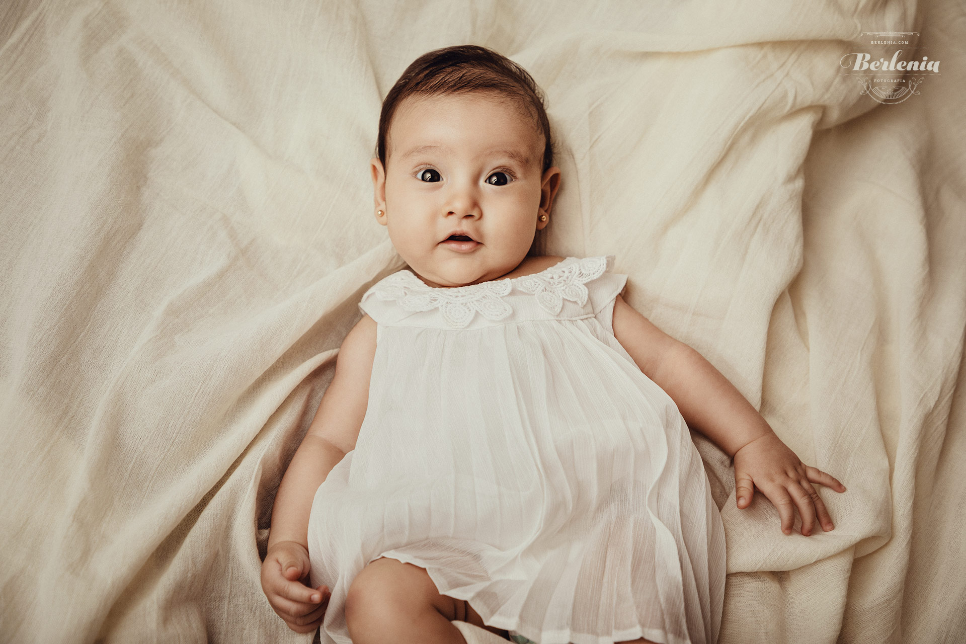 Fotografía de bebé de 3 meses - Sesión de fotos en estudio - Villa Urquiza, CABA, Buenos Aires, Argentina - Berlenia Fotografía - 03