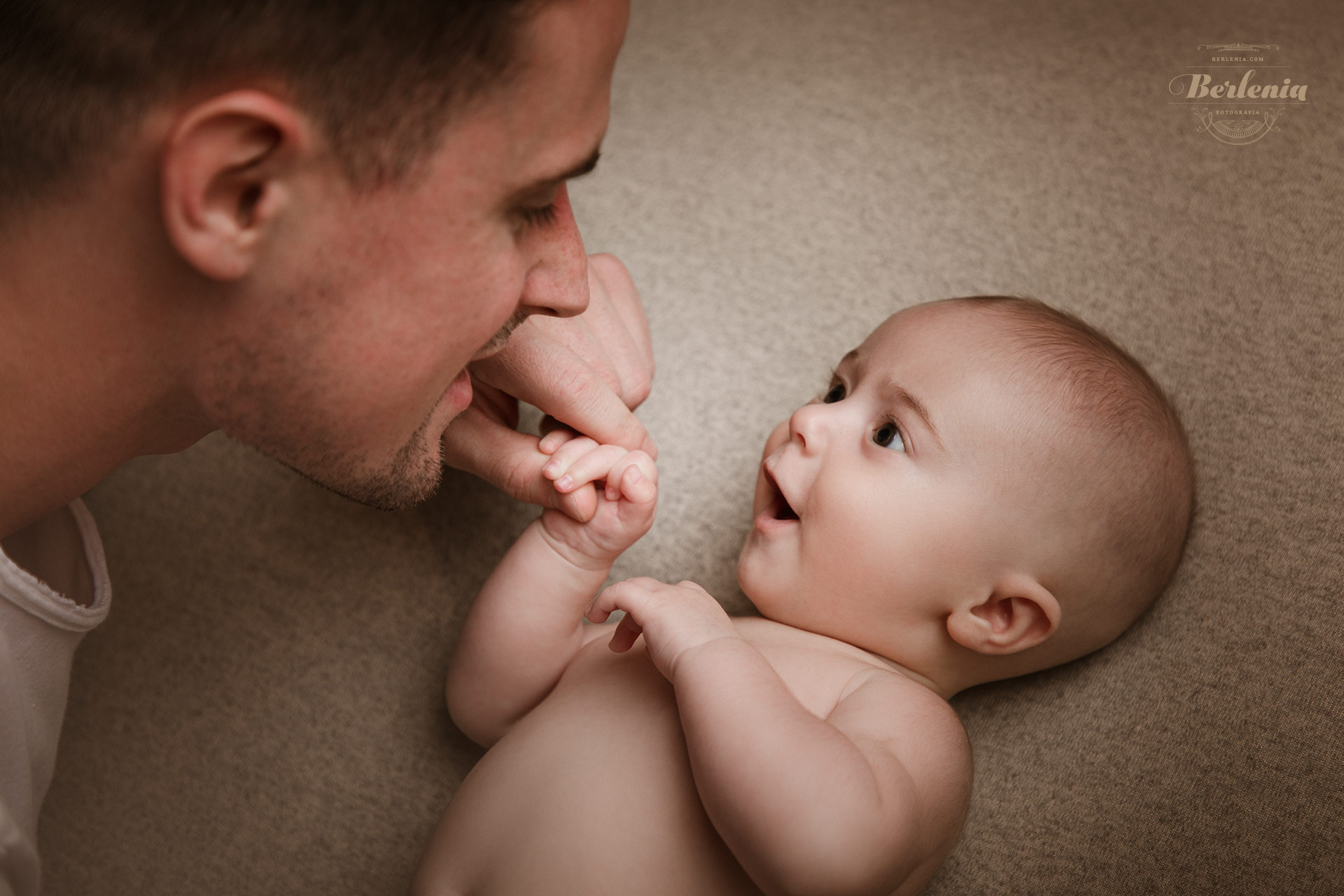Fotografía de bebé de 3 meses - Sesión de fotos en estudio - Villa Urquiza, CABA, Buenos Aires, Argentina - Berlenia Fotografía - 01