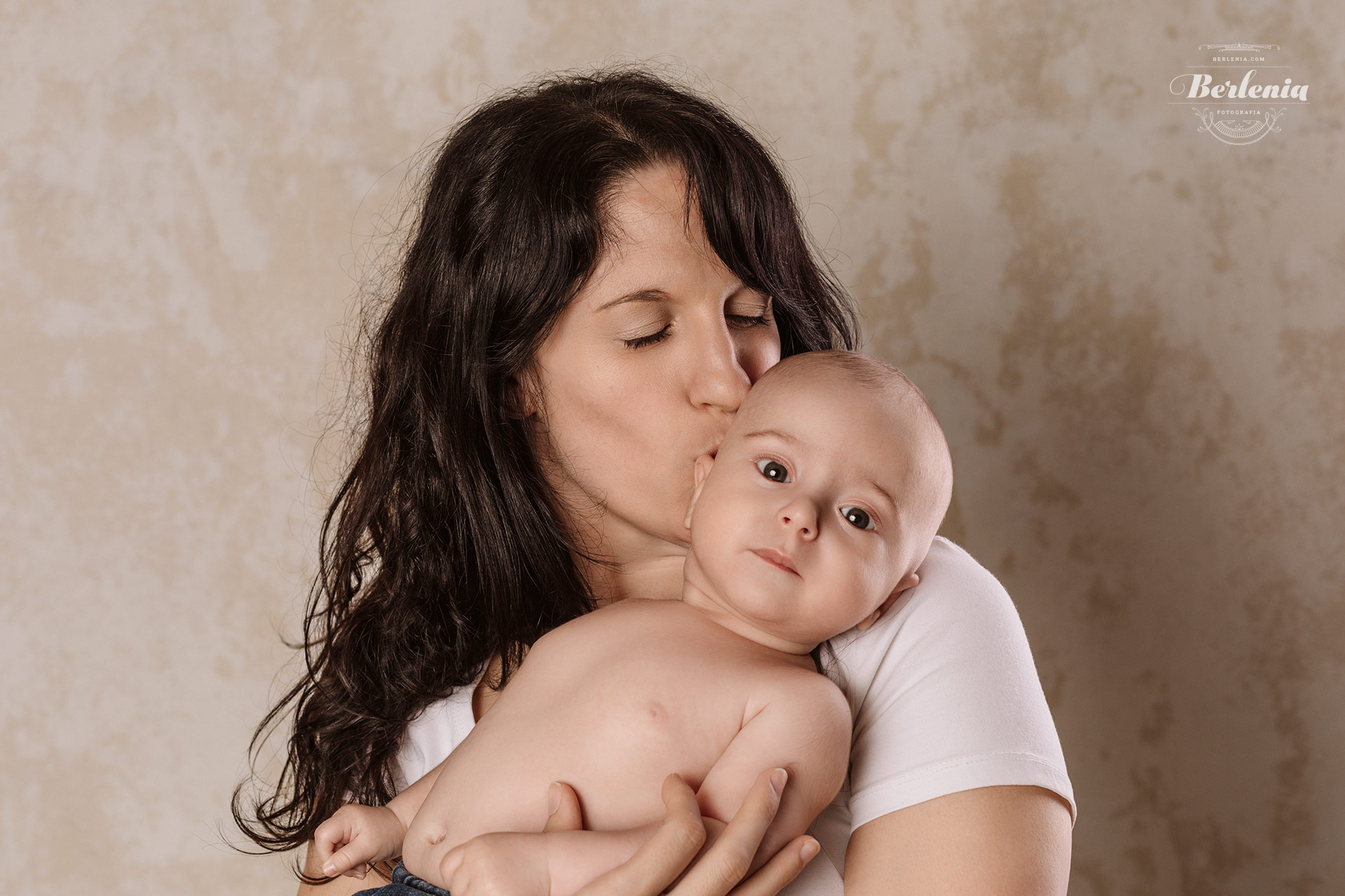 Fotografía de bebé de 3 meses - Sesión de fotos en estudio - Villa Urquiza, CABA, Buenos Aires, Argentina - Berlenia Fotografía - 10