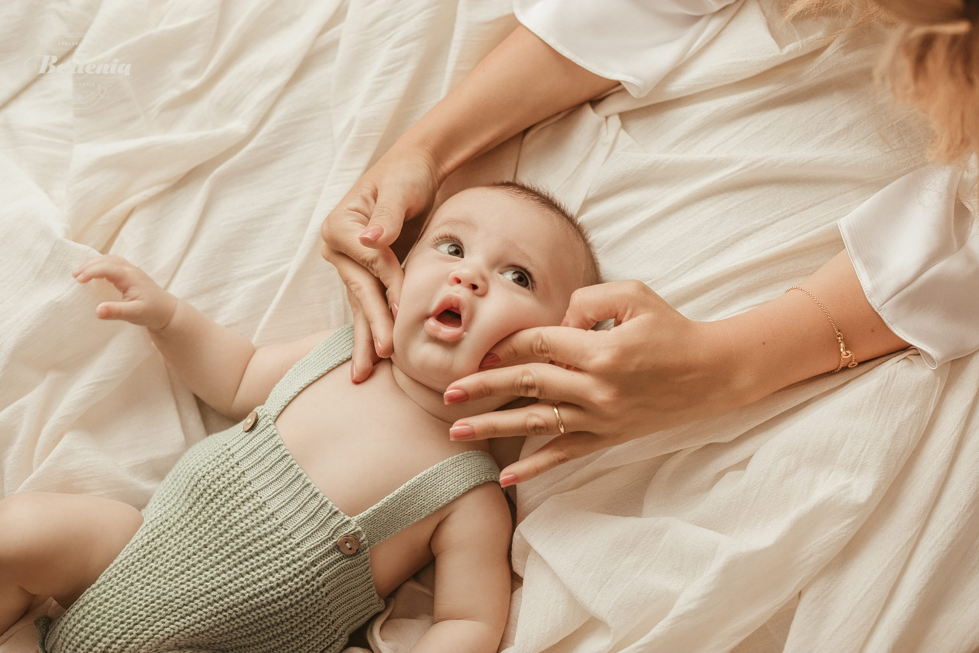 Fotografía de bebé de 3 meses en Villa Urquiza - Sesión de fotos en CABA - Buenos Aires, Argentina - Berlenia Fotografía - 05