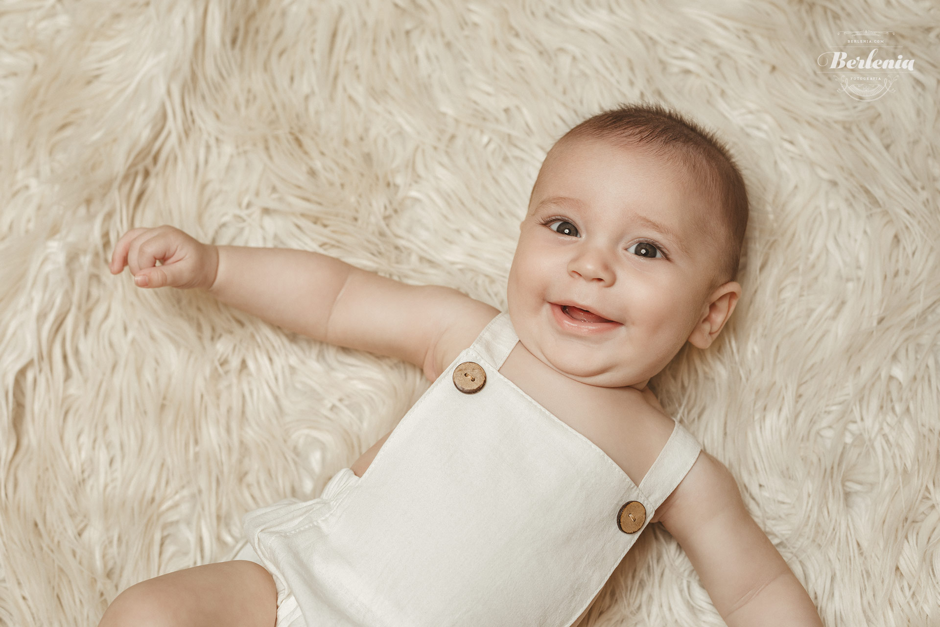 Fotografía de bebé de 3 meses en Villa Urquiza - Sesión de fotos en CABA - Buenos Aires, Argentina - Berlenia Fotografía - 11