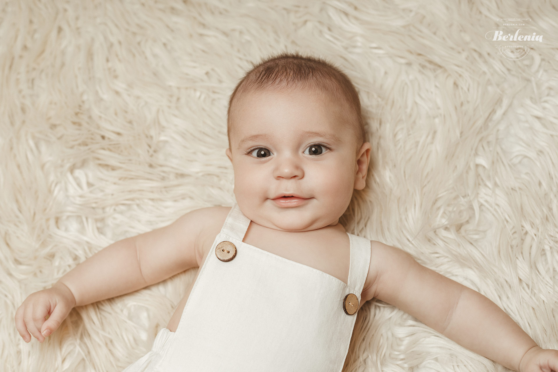 Fotografía de bebé de 3 meses en Villa Urquiza - Sesión de fotos en CABA - Buenos Aires, Argentina - Berlenia Fotografía - 13
