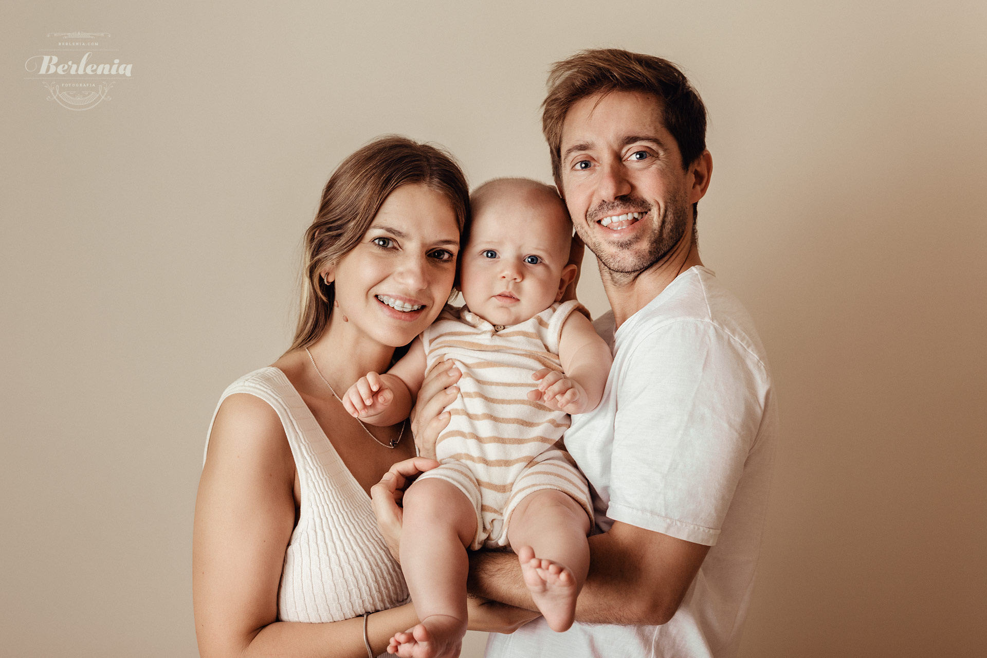 Fotografía de bebé en Villa Urquiza - Sesión de fotos en CABA - Buenos Aires, Argentina - Berlenia Fotografía - 10