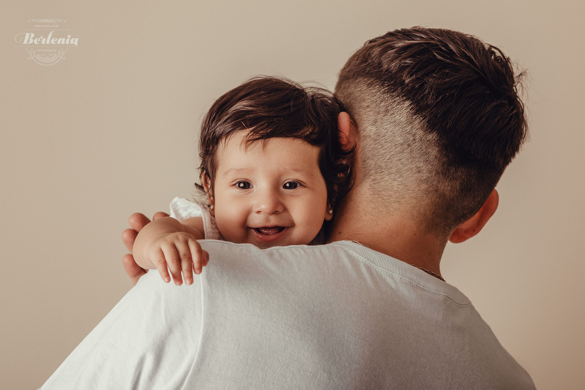 Sesión de fotografía profesional de bebé de 4 meses en estudio - Villa Urquiza, CABA, Buenos Aires, Argentina - Berlenia Fotografía - 15