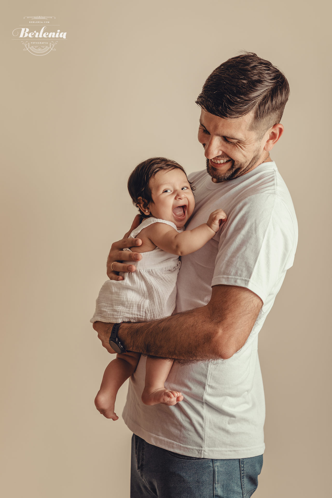 Sesión de fotografía profesional de bebé de 4 meses en estudio - Villa Urquiza, CABA, Buenos Aires, Argentina - Berlenia Fotografía - 20
