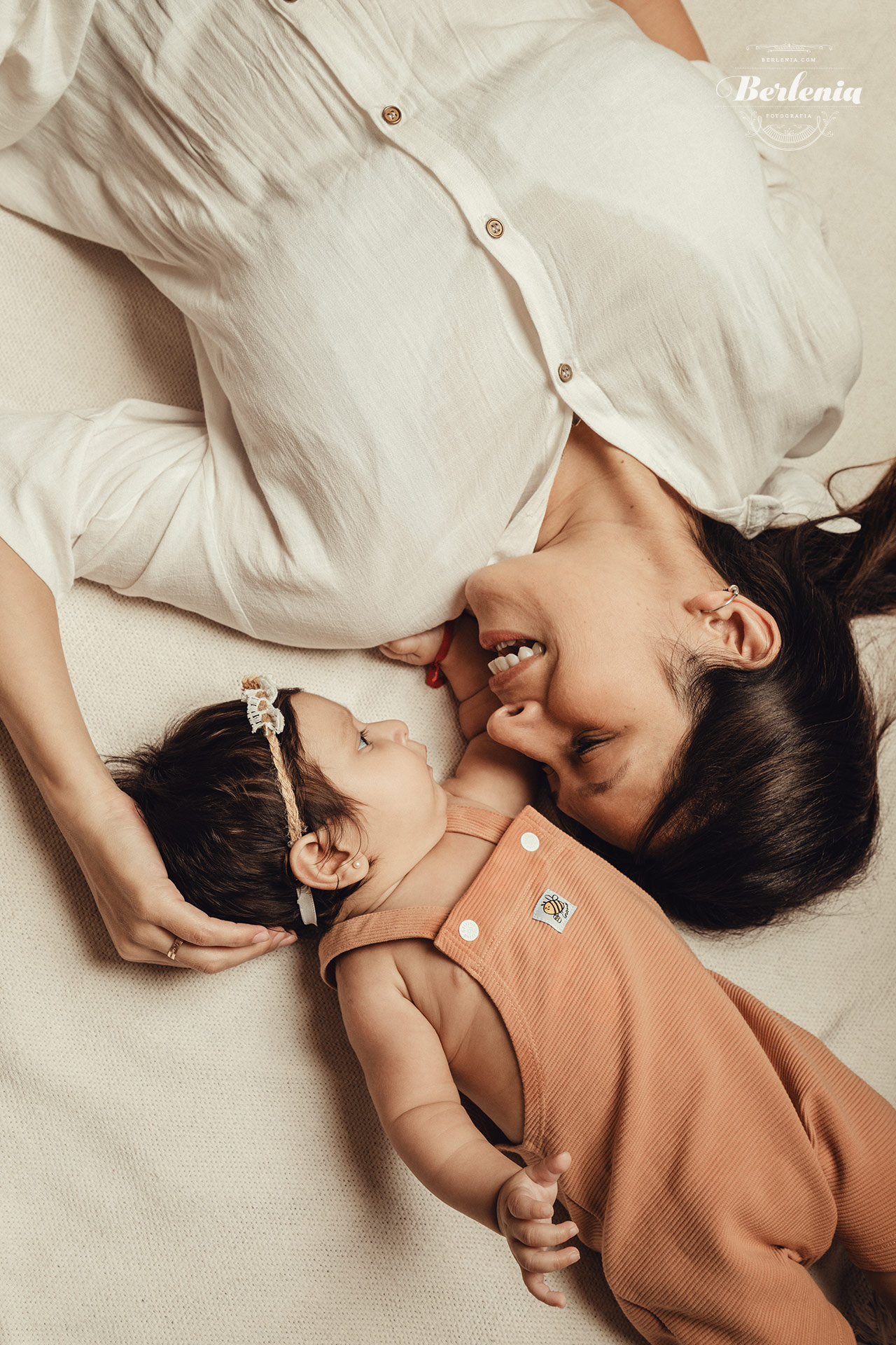 Sesión de fotografía profesional de bebé de 4 meses en estudio - Villa Urquiza, CABA, Buenos Aires, Argentina - Berlenia Fotografía - 21