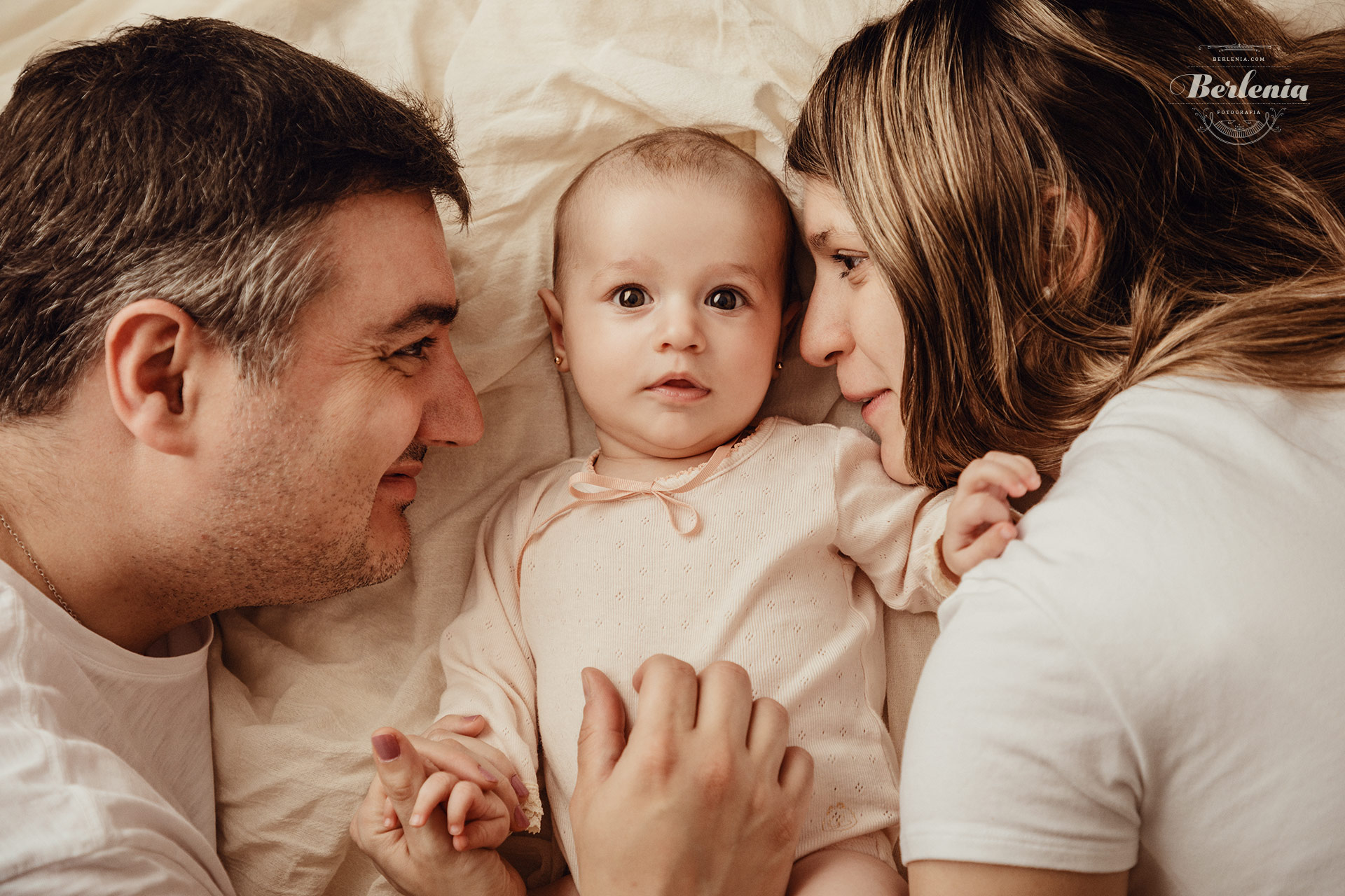 Sesión de fotografía profesional de bebé de 4 meses en CABA - Villa Urquiza, Buenos Aires, Argentina - Berlenia Fotografía - 11