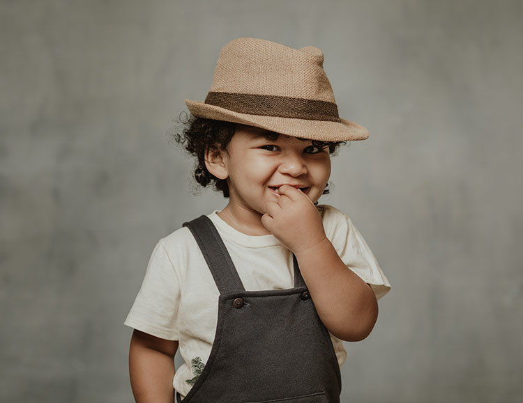 Fotografía infantil en CABA (2 años), sesión de fotos profesional, Villa Urquiza, Buenos Aires, Argentina