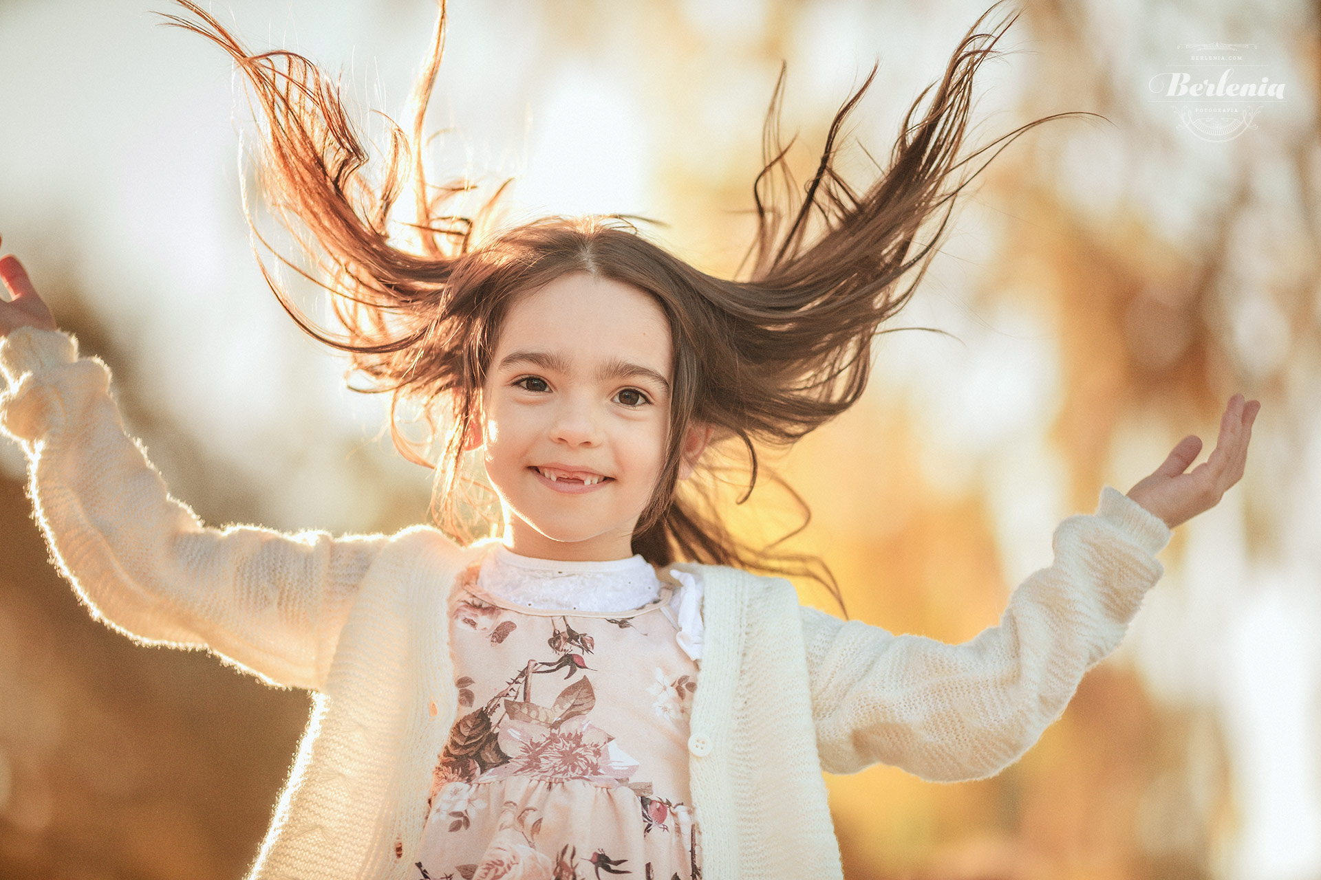 Sesión de fotos infantil de mellizas en exterior, Palermo, CABA, Buenos Aires, Argentina - Berlenia Fotografía - 08