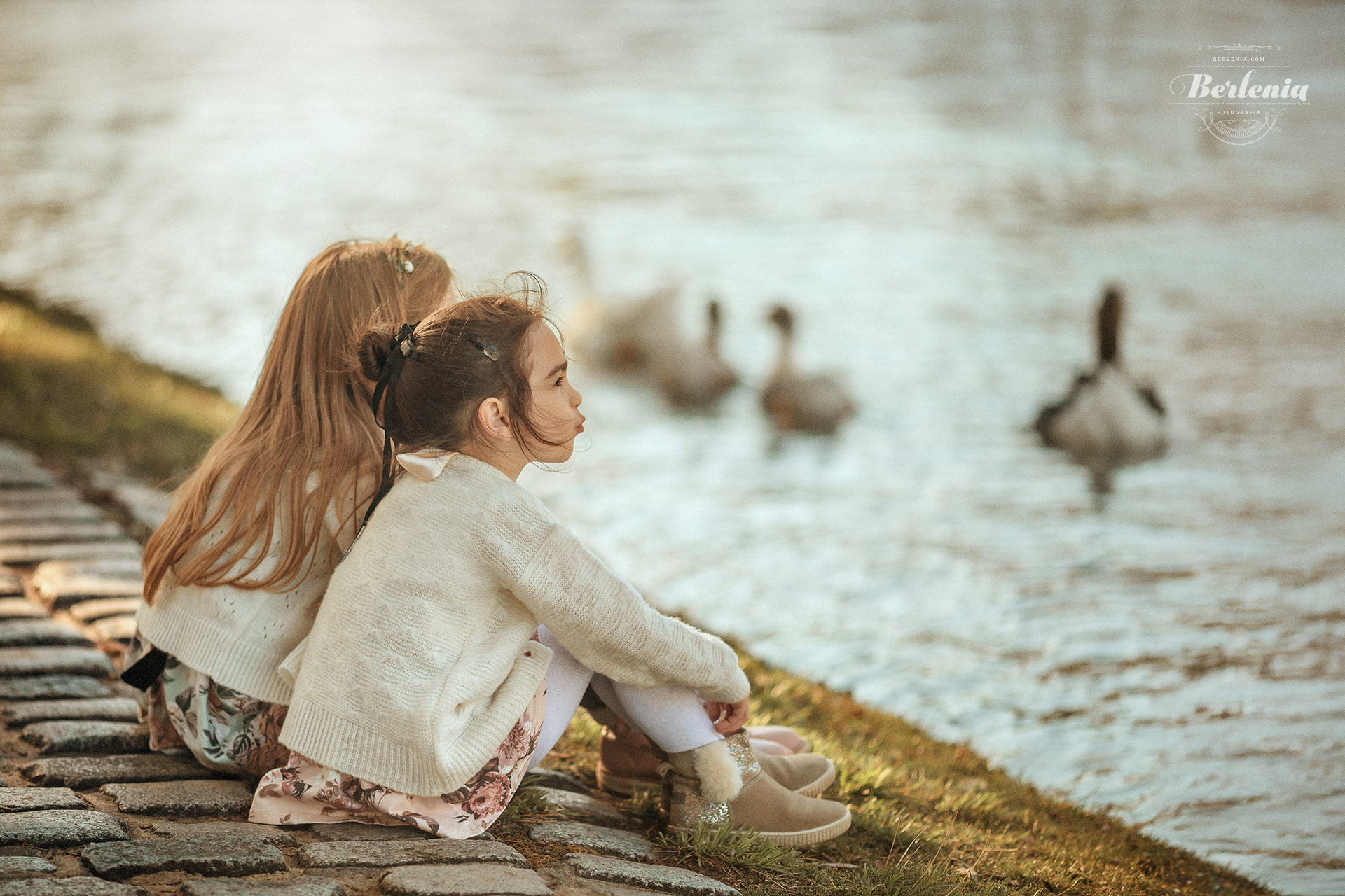Sesión de fotos infantil de mellizas en exterior, Palermo, CABA, Buenos Aires, Argentina - Berlenia Fotografía - 14