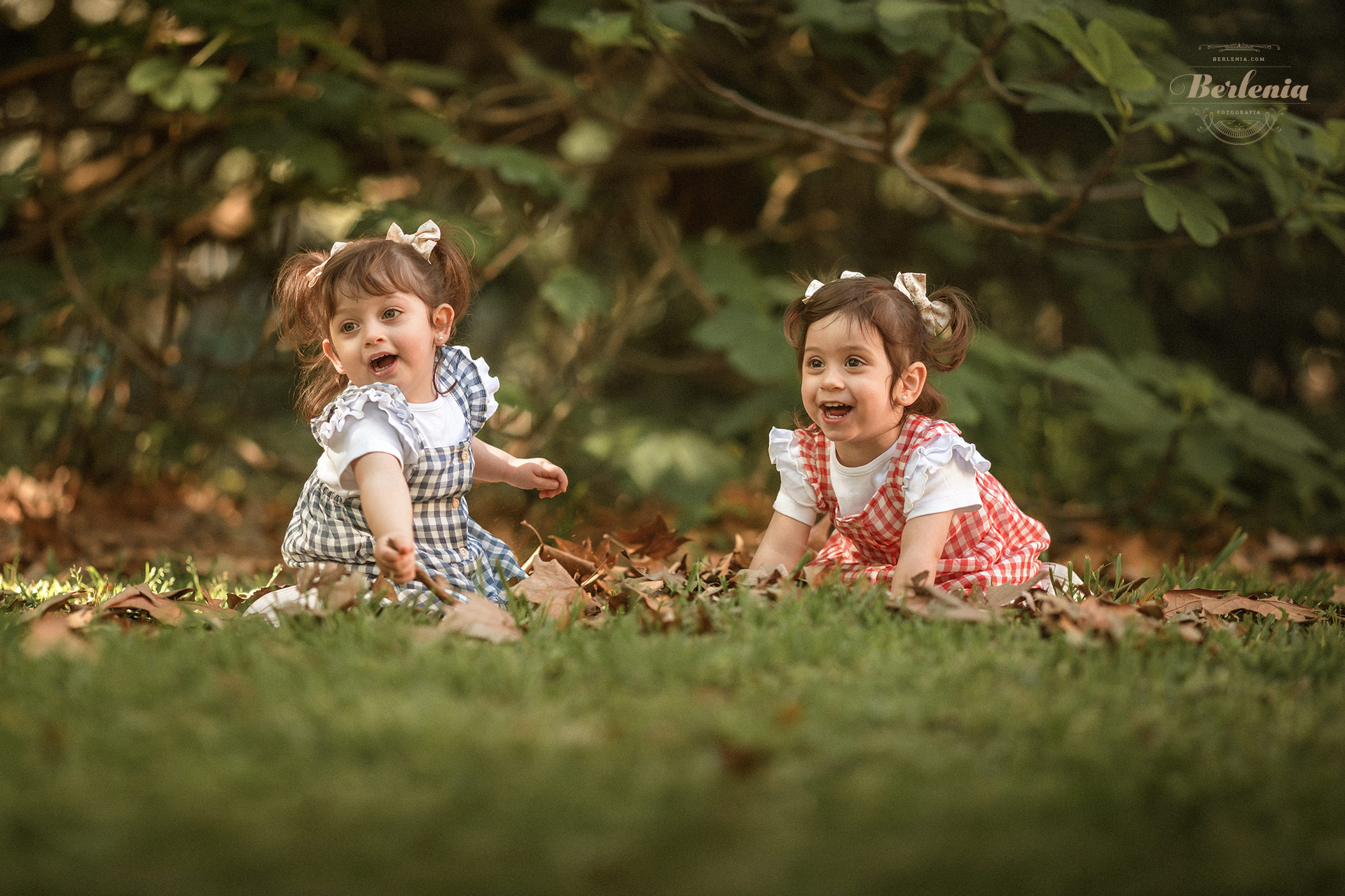 Sesión de fotos infantil de mellizas en exterior, Palermo, CABA, Buenos Aires, Argentina - Berlenia Fotografía - 03