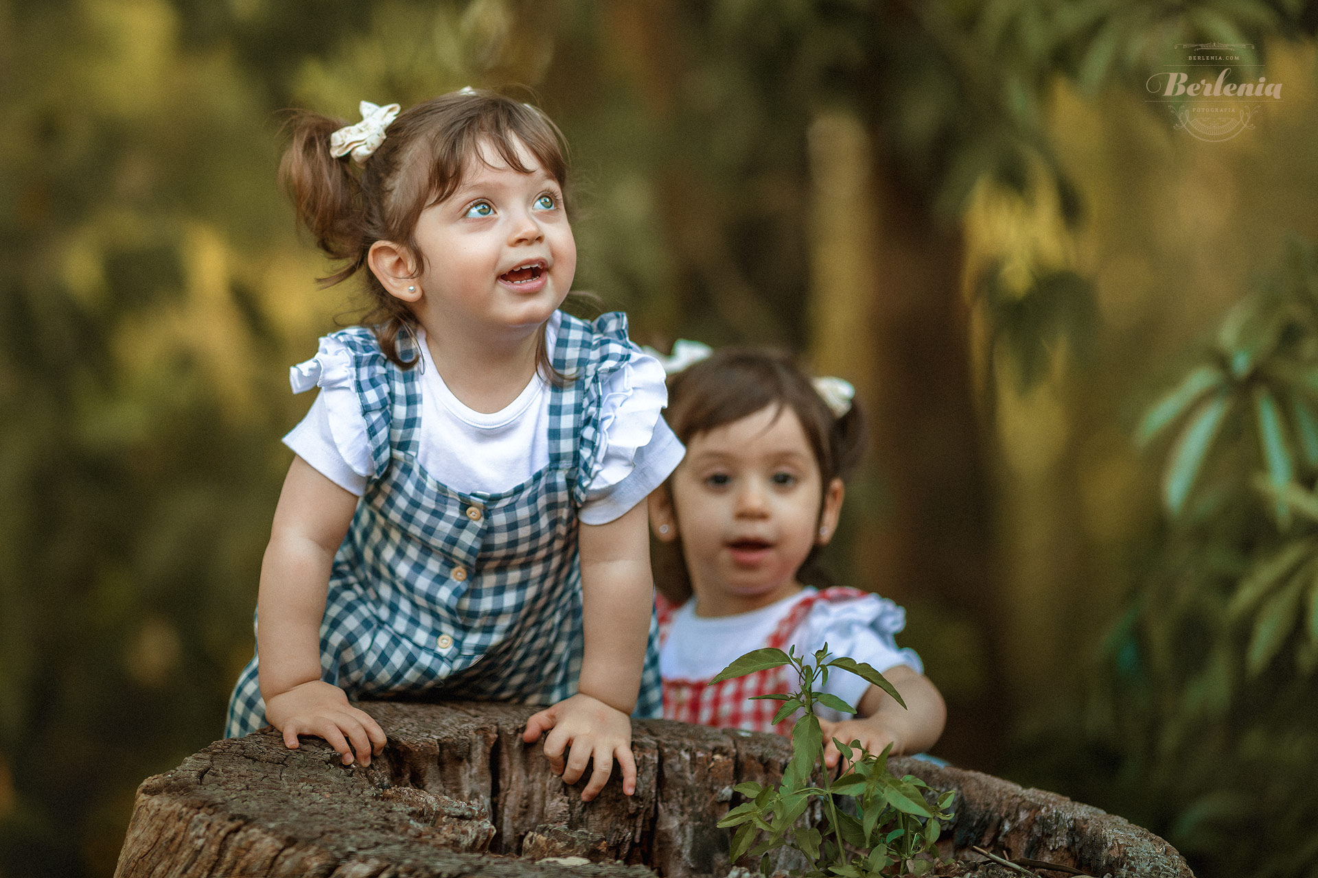 Sesión de fotos infantil de mellizas en exterior, Palermo, CABA, Buenos Aires, Argentina - Berlenia Fotografía - 09