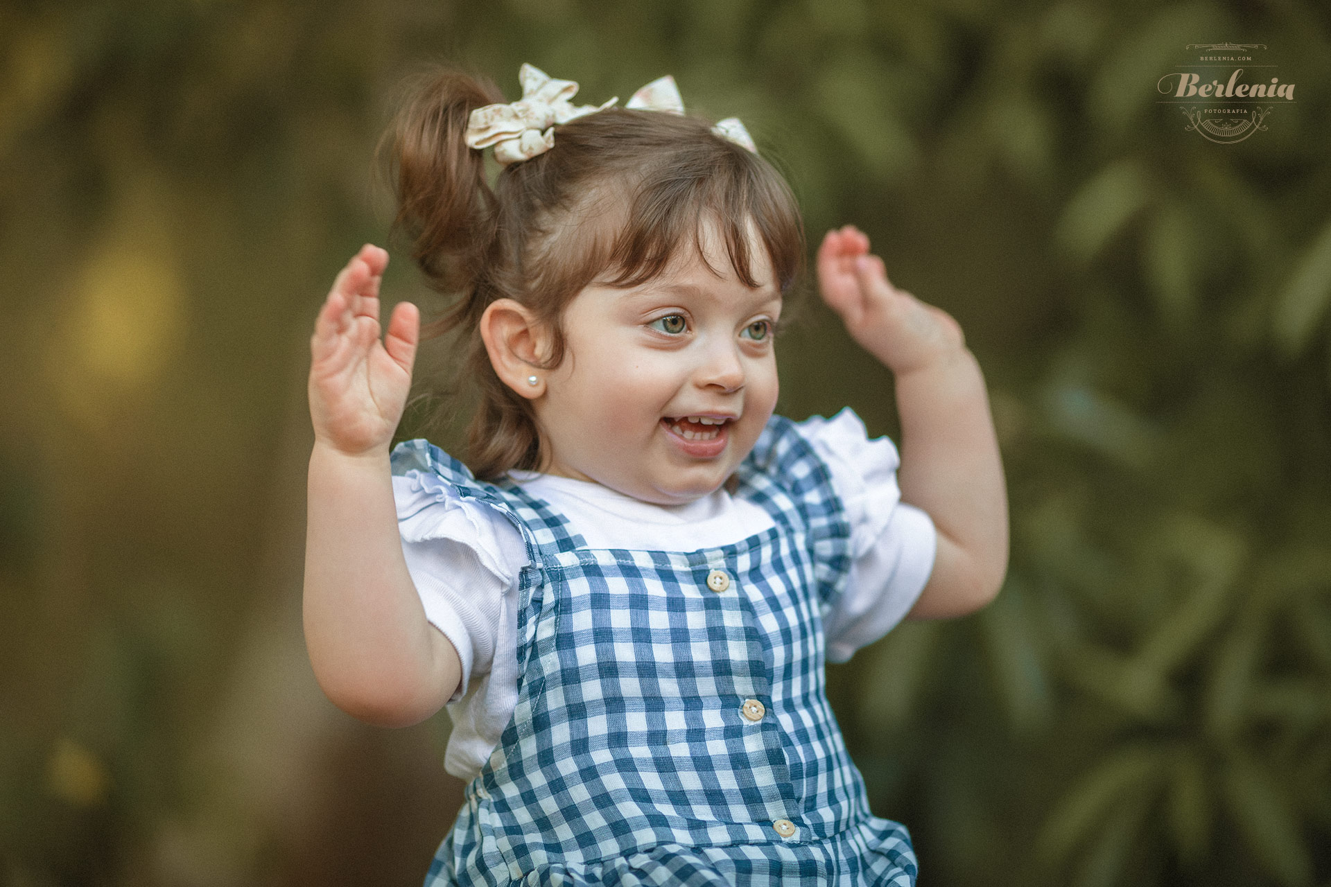 Sesión de fotos infantil de mellizas en exterior, Palermo, CABA, Buenos Aires, Argentina - Berlenia Fotografía - 11