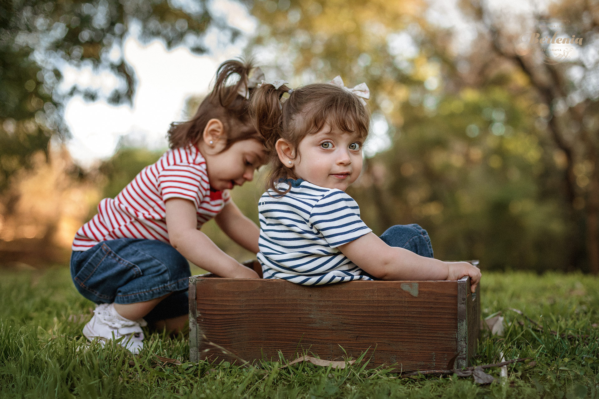 Sesión de fotos infantil de mellizas en exterior, Palermo, CABA, Buenos Aires, Argentina - Berlenia Fotografía - 16