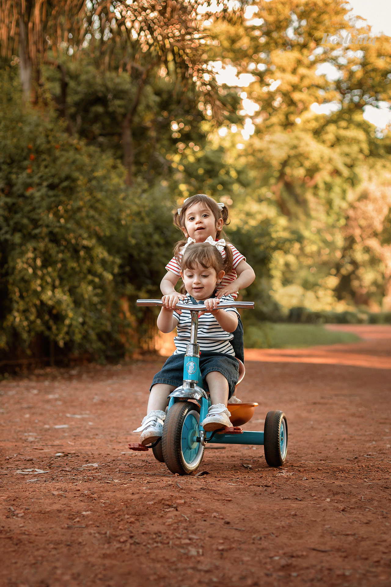 Sesión de fotos infantil de mellizas en exterior, Palermo, CABA, Buenos Aires, Argentina - Berlenia Fotografía - 24