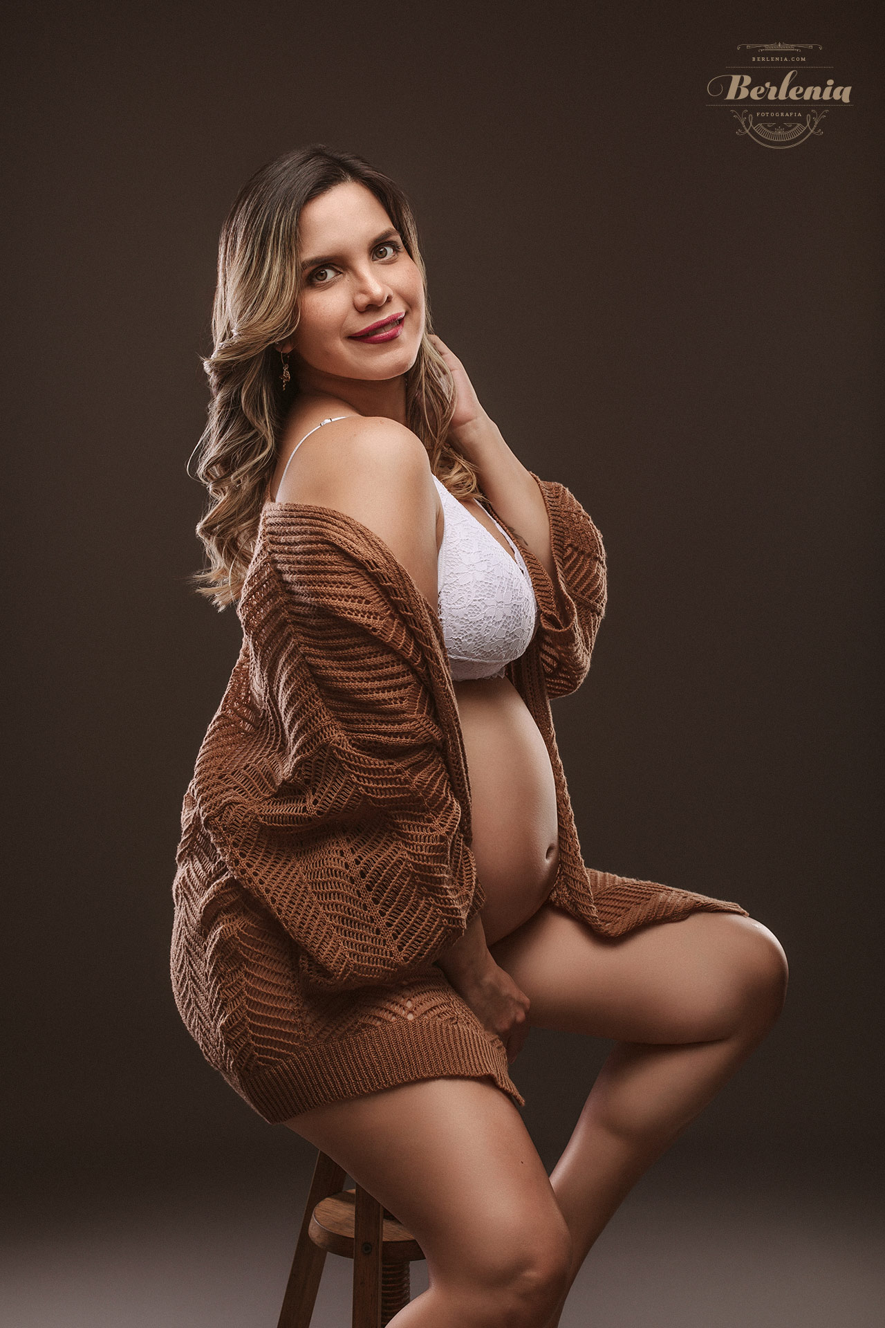 Book de fotos de embarazo en Villa Urquiza | Ciudad de Buenos Aires, Argentina - Berlenia Fotografía - 01