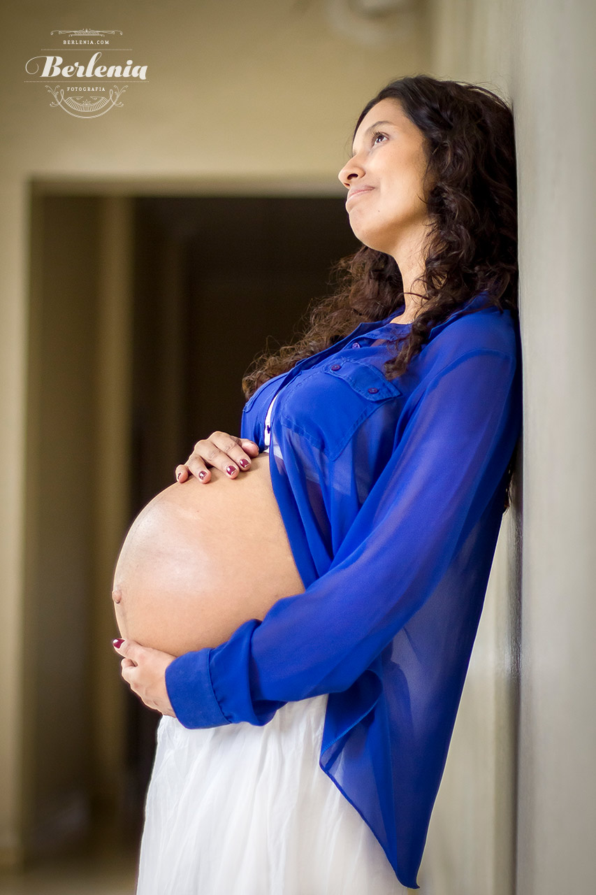 Fotografía de embarazo en domicilio en CABA - Sesión de fotos embarazada - Ciudad de Buenos Aires, Argentina - Berlenia Fotografía - 04