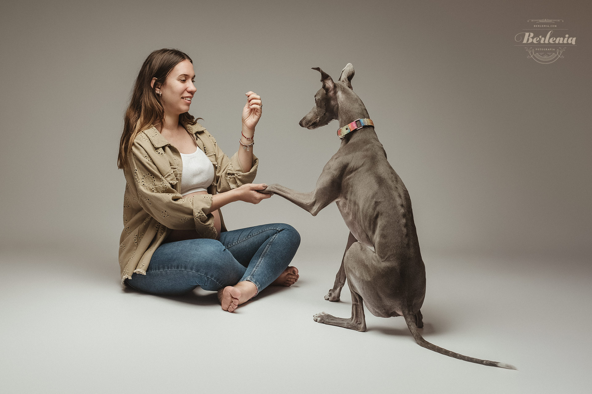 Fotografía de embarazo con mascota | Villa Urquiza, Ciudad de Buenos Aires, Argentina - Berlenia Fotografía - 05