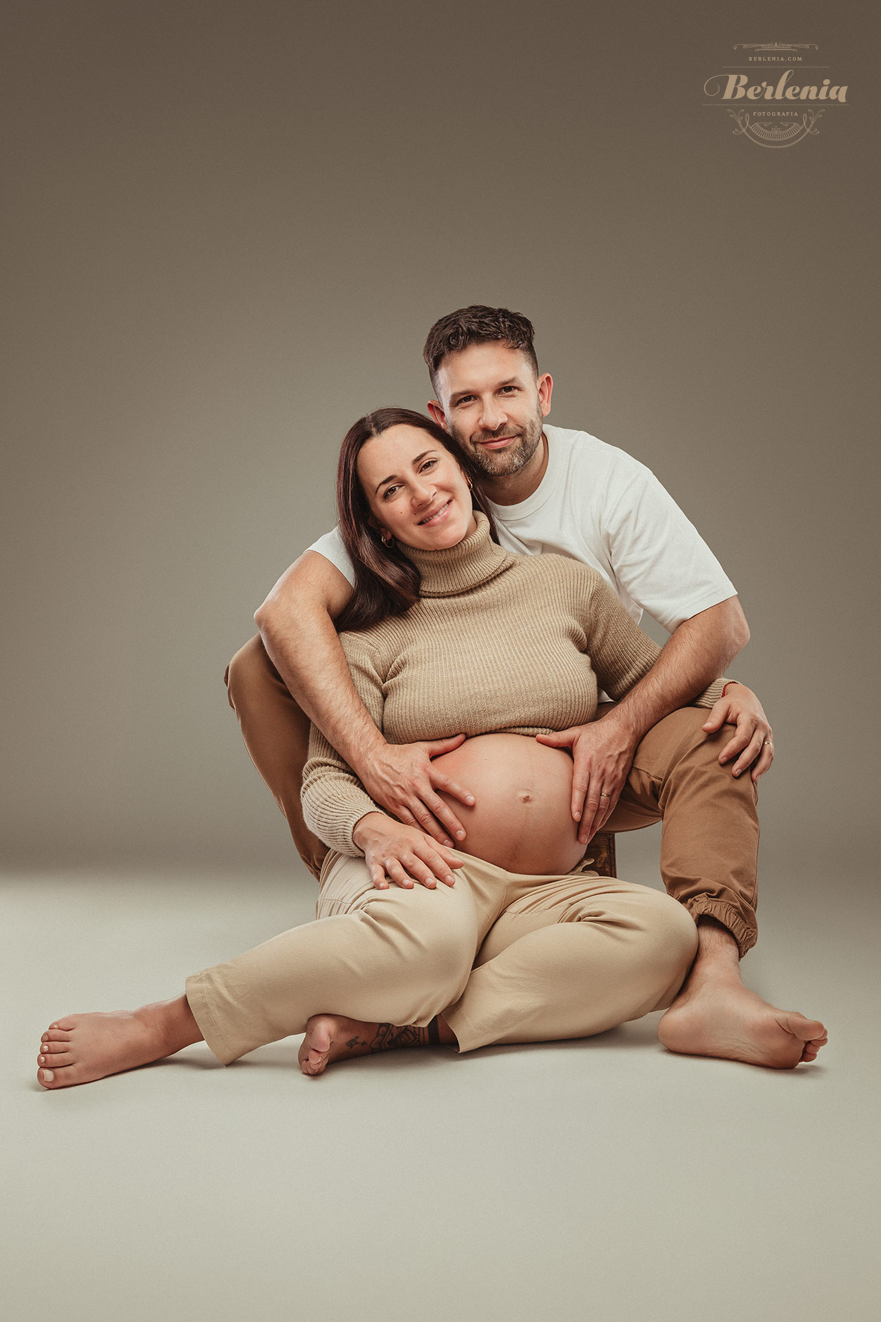 Fotografía de embarazo en pareja en CABA | Villa Urquiza, Ciudad de Buenos Aires, Argentina - Berlenia Fotografía - 19