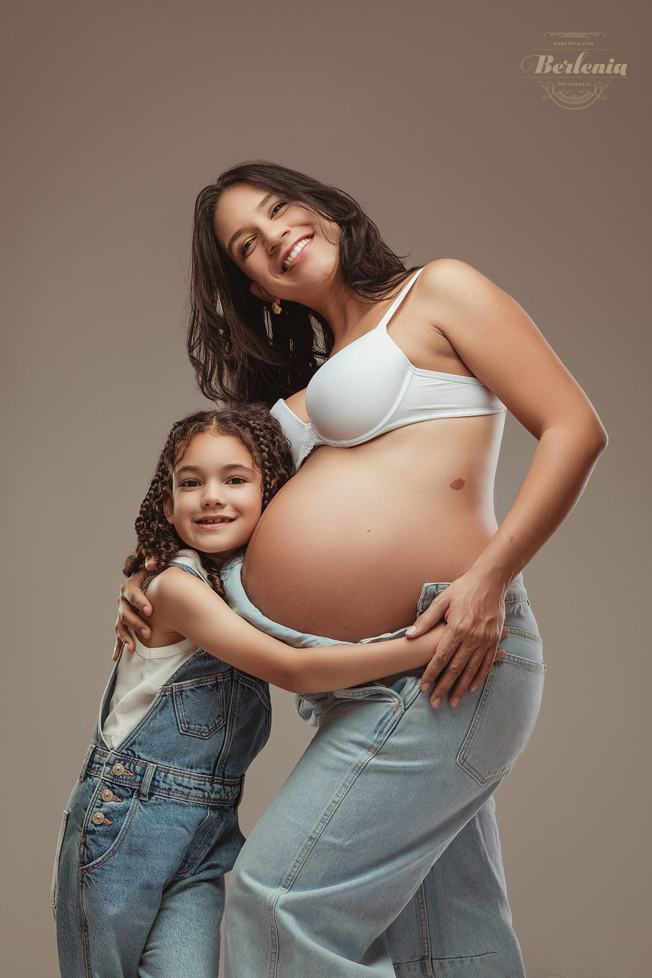 Sesión de fotos de embarazada con hija | Villa Urquiza, Ciudad de Buenos Aires, Argentina - Berlenia Fotografía - 21