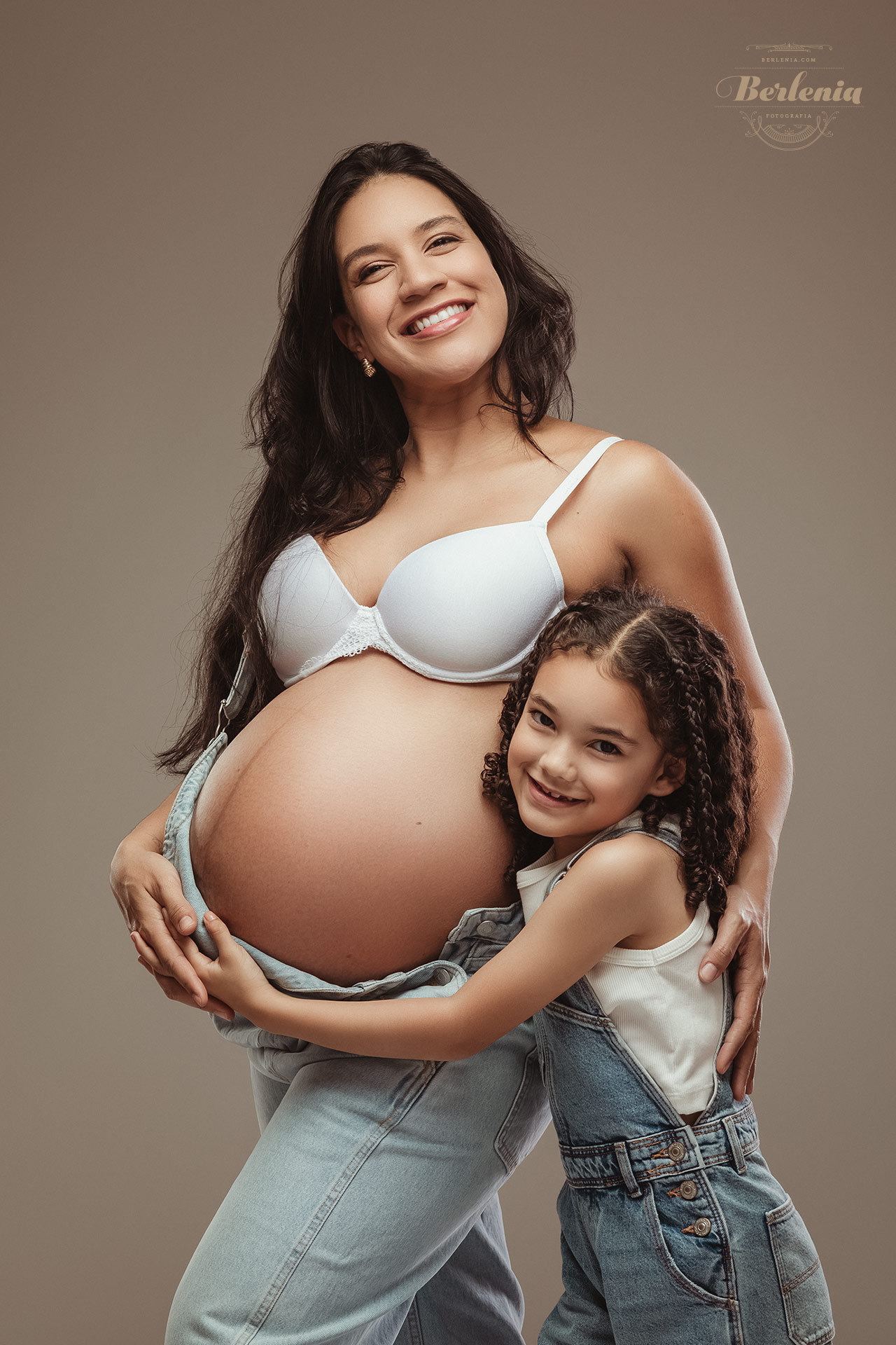Sesión de fotos de embarazada con hija | Villa Urquiza, Ciudad de Buenos Aires, Argentina - Berlenia Fotografía - 22