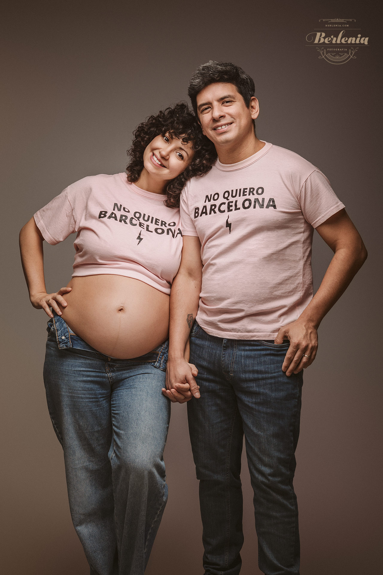 Sesión de fotos de embarazada con pareja | Villa Urquiza, Ciudad de Buenos Aires, Argentina - Berlenia Fotografía - 24