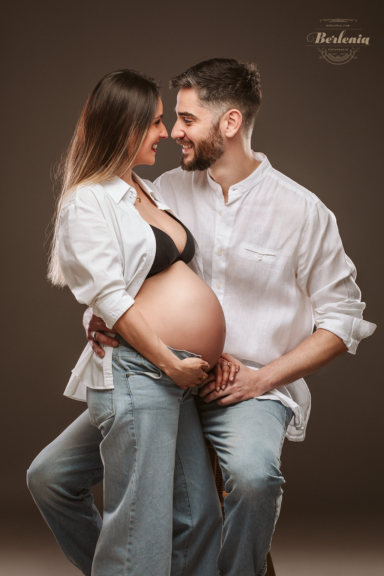 Sesión de fotos de embarazo en pareja | Villa Urquiza, Ciudad de Buenos Aires, Argentina - Berlenia Fotografía - 12