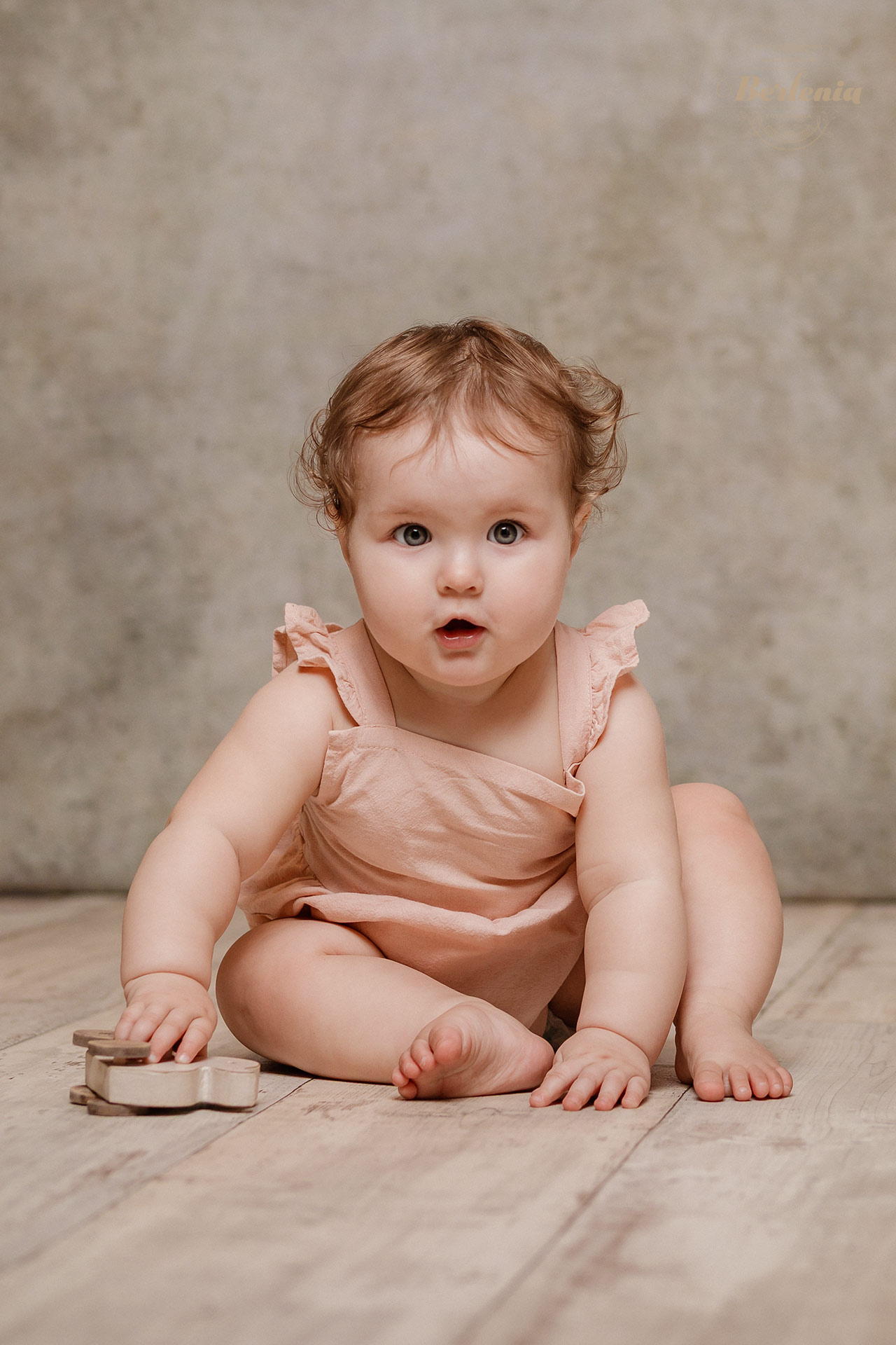 Fotografía primer año en CABA - Sesión de fotos de bebé de 12 meses en estudio - Villa Urquiza, Capital Federal, Buenos Aires, Argentina - Berlenia Fotografía - 07