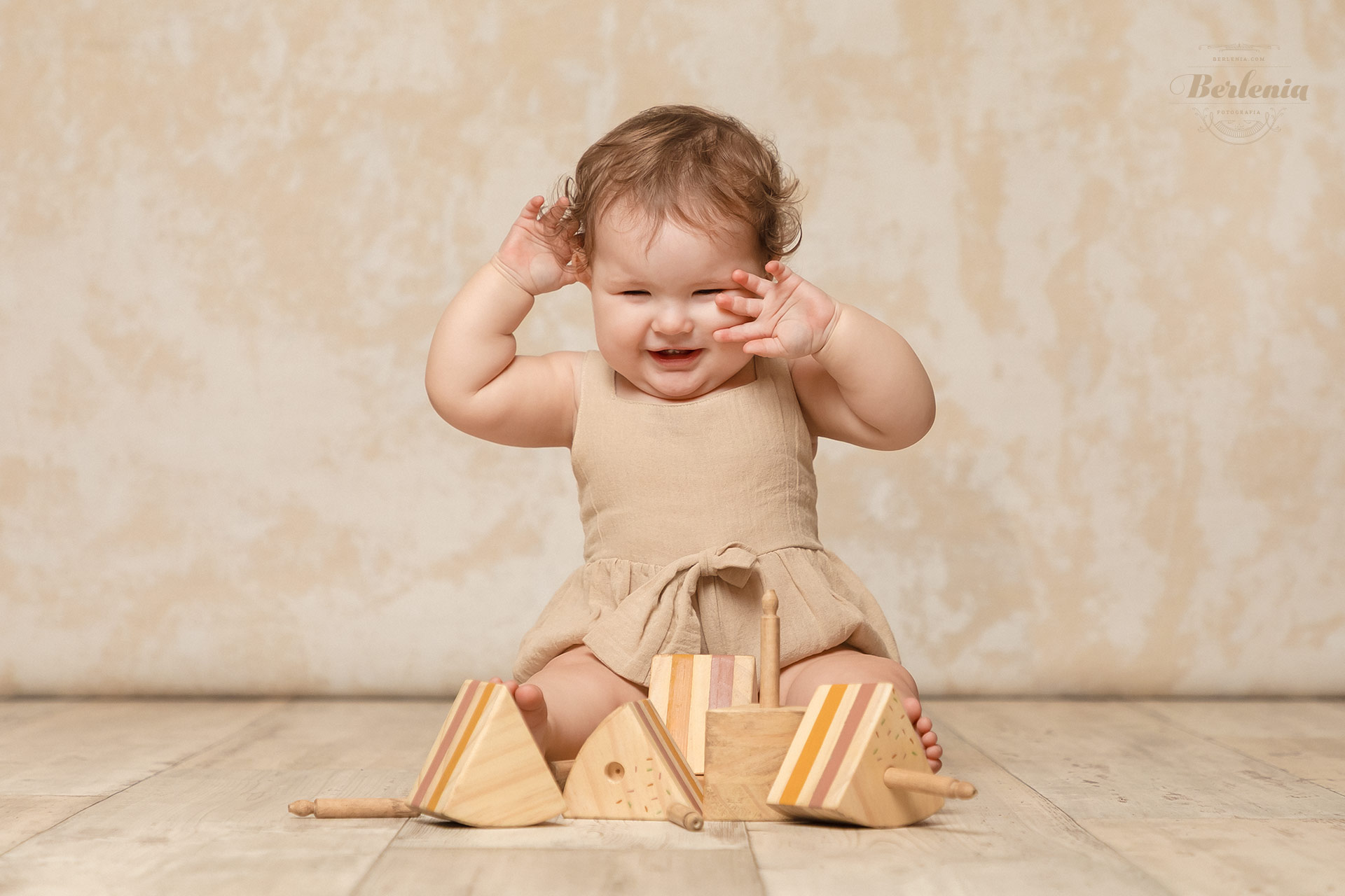 Fotografía primer año en CABA - Sesión de fotos de bebé de 12 meses en estudio - Villa Urquiza, Capital Federal, Buenos Aires, Argentina - Berlenia Fotografía - 18