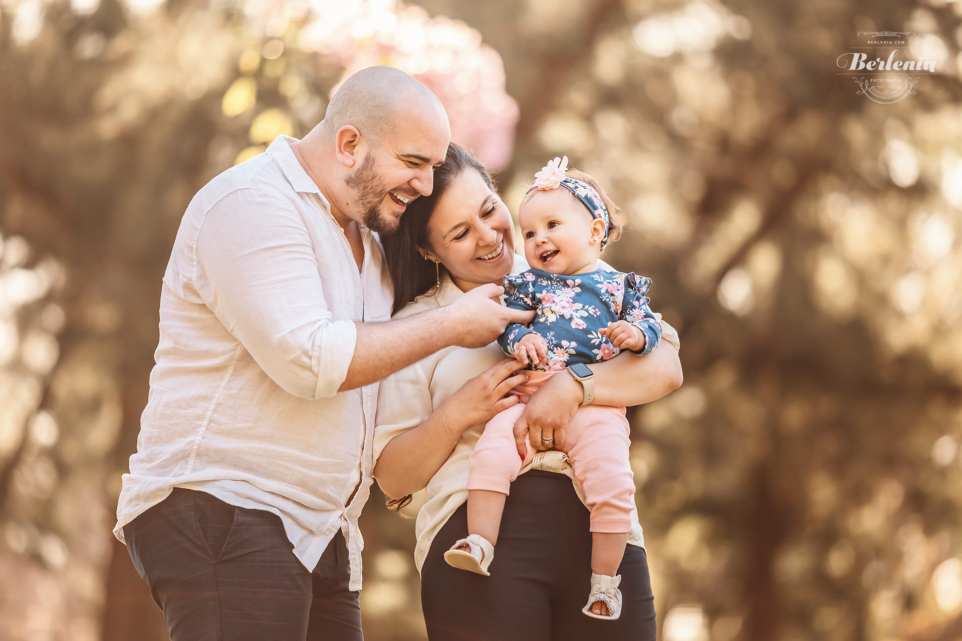 Sesión de fotos de bebé con familia en exterior - Fotografia de bebé con familia en Palermo - CABA, Buenos Aires, Argentina - Berlenia Fotografía - 10
