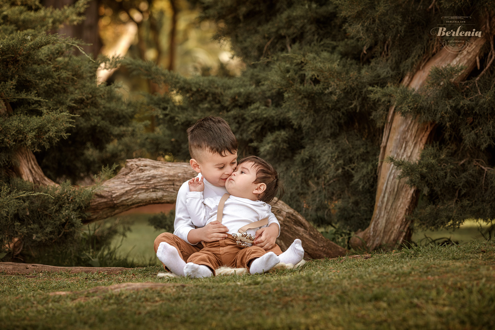 Sesión de fotos de bebé con hermanito - Ciudad de Buenos Aires, Argentina - Berlenia Fotografía - 15