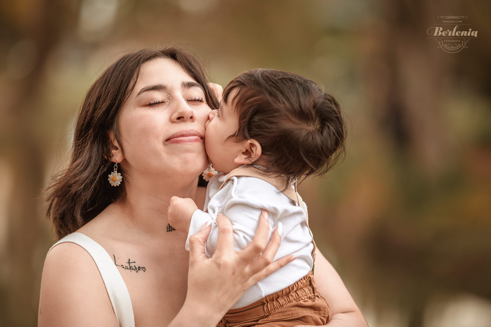 Sesión de fotos de bebé con hermanito - Ciudad de Buenos Aires, Argentina - Berlenia Fotografía - 19