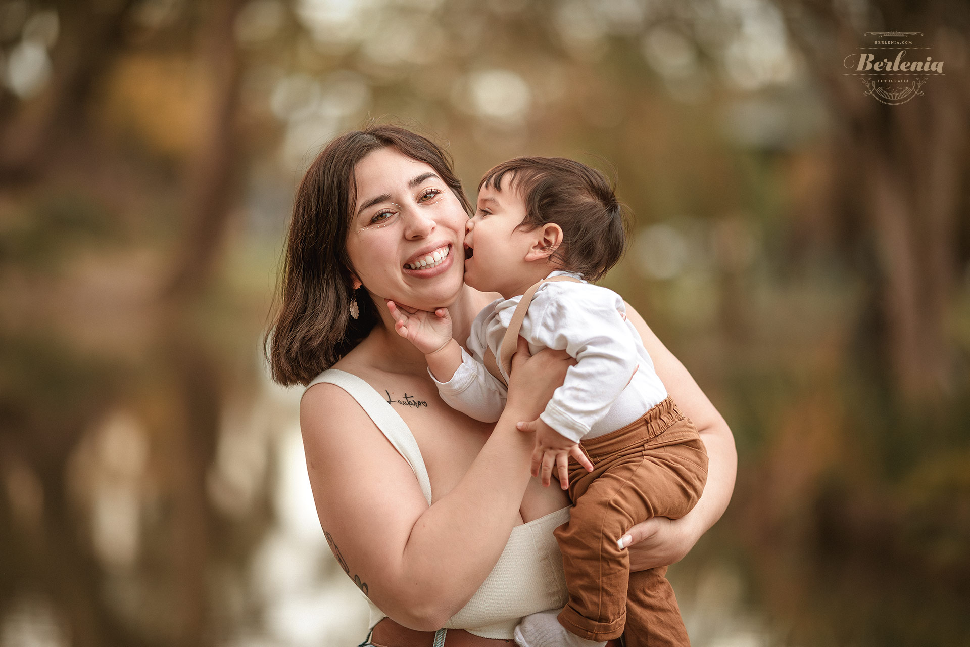 Sesión de fotos de bebé con hermanito - Ciudad de Buenos Aires, Argentina - Berlenia Fotografía - 20