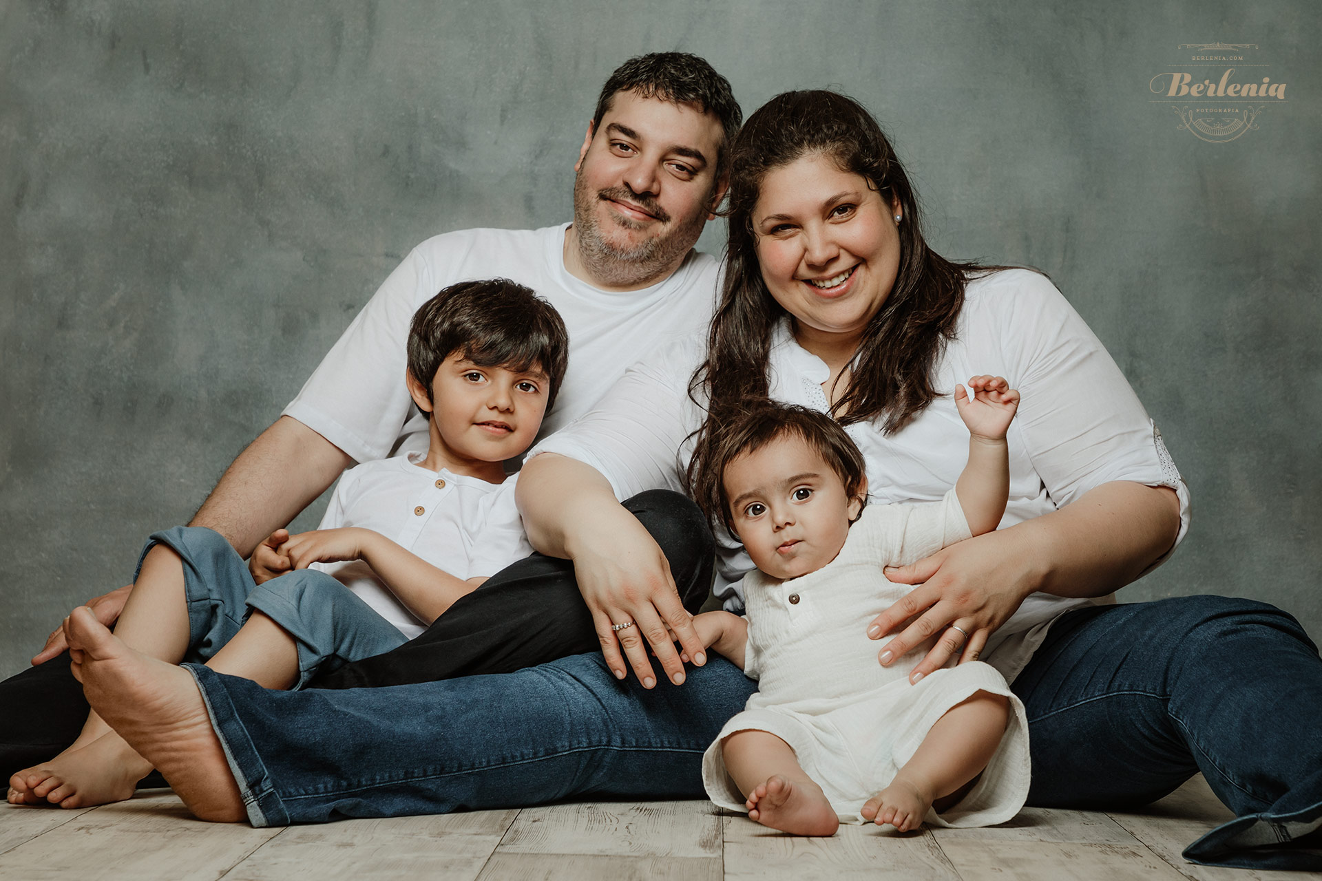 Sesión de fotos de primer cumple en CABA - Sesión fotográfica en estudio - Villa Urquiza, Capital Federal, Buenos Aires, Argentina - Berlenia Fotografía - 18