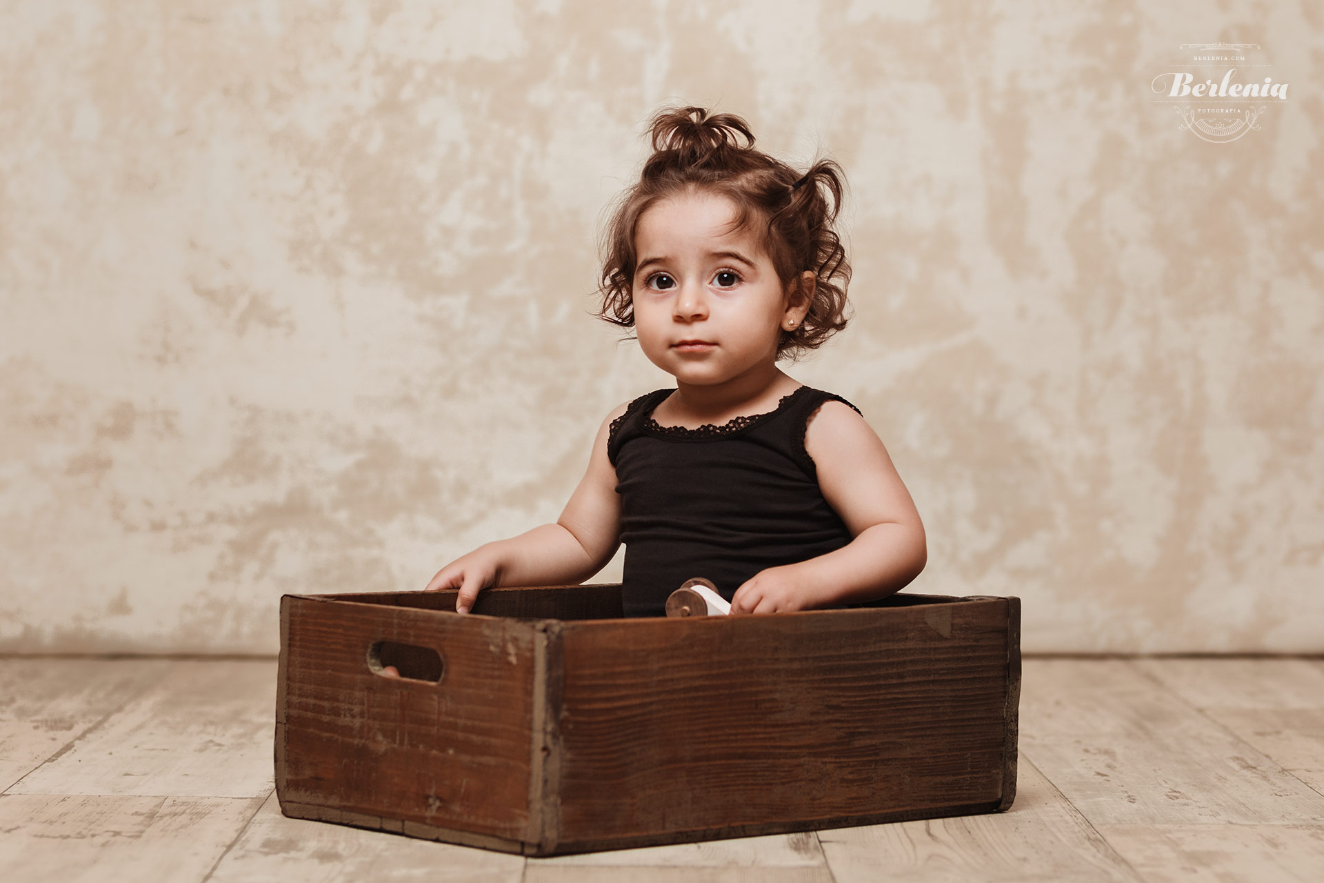 Sesión de fotos de primer cumple en CABA - Sesión fotográfica en estudio - Villa Urquiza, Capital Federal, Buenos Aires, Argentina - Berlenia Fotografía - 08