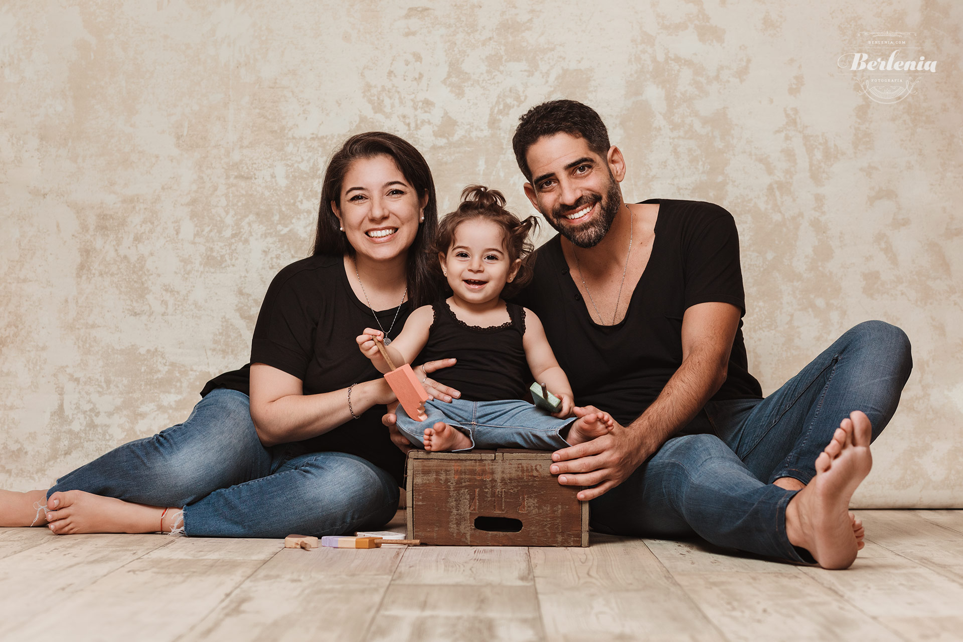 Sesión de fotos de primer cumple en CABA - Sesión fotográfica en estudio - Villa Urquiza, Capital Federal, Buenos Aires, Argentina - Berlenia Fotografía - 11