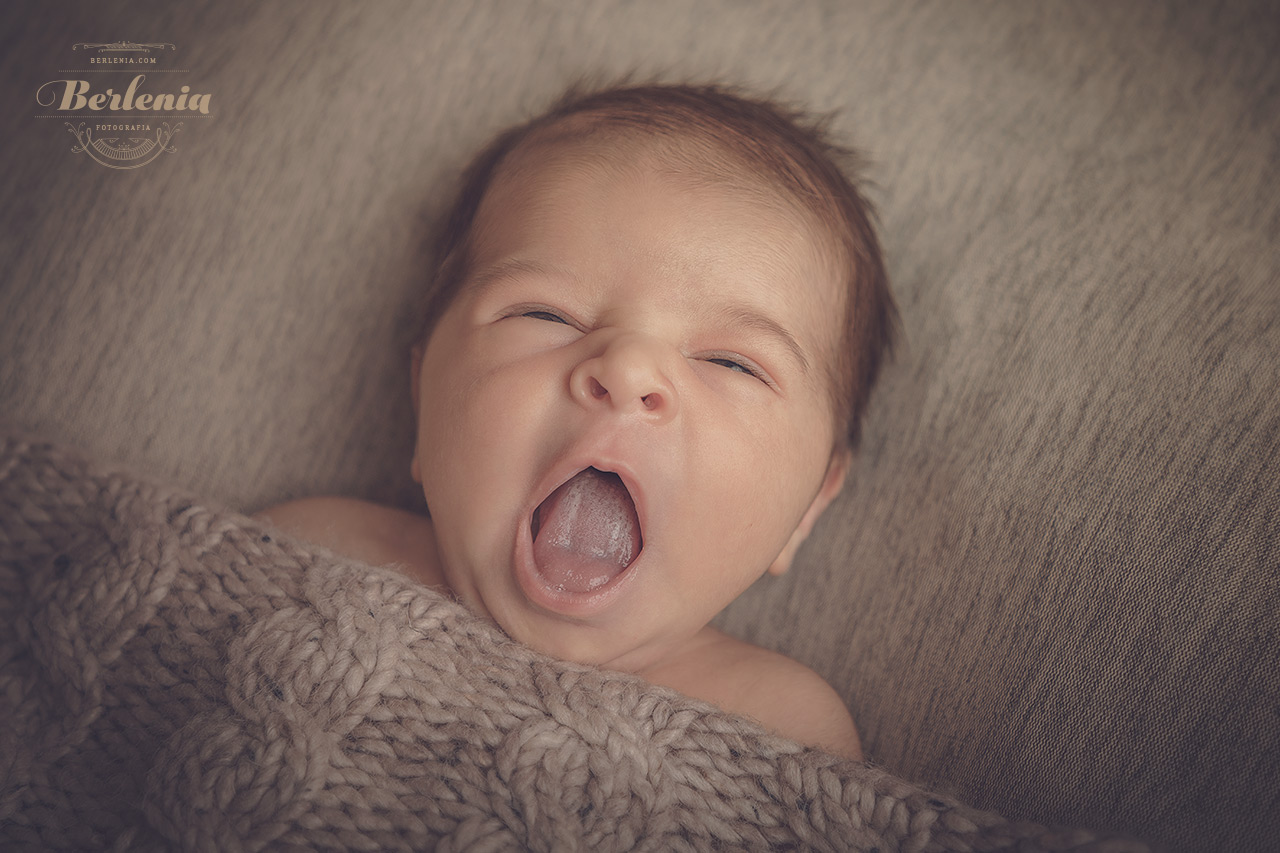 Book de fotos newborn - Sesión fotográfica de recién nacido en estudio - Villa Urquiza, CABA, Buenos Aires, Argentina - Berlenia Fotografía - 06