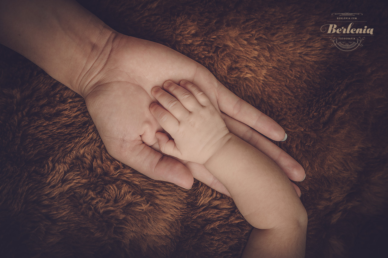Book de fotos newborn - Sesión fotográfica de recién nacido en estudio - Villa Urquiza, CABA, Buenos Aires, Argentina - Berlenia Fotografía - 08